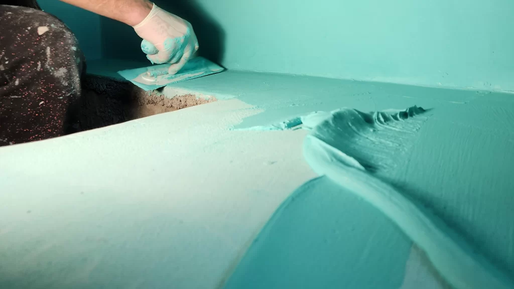 Metodo di applicazione del microcemento su una superficie